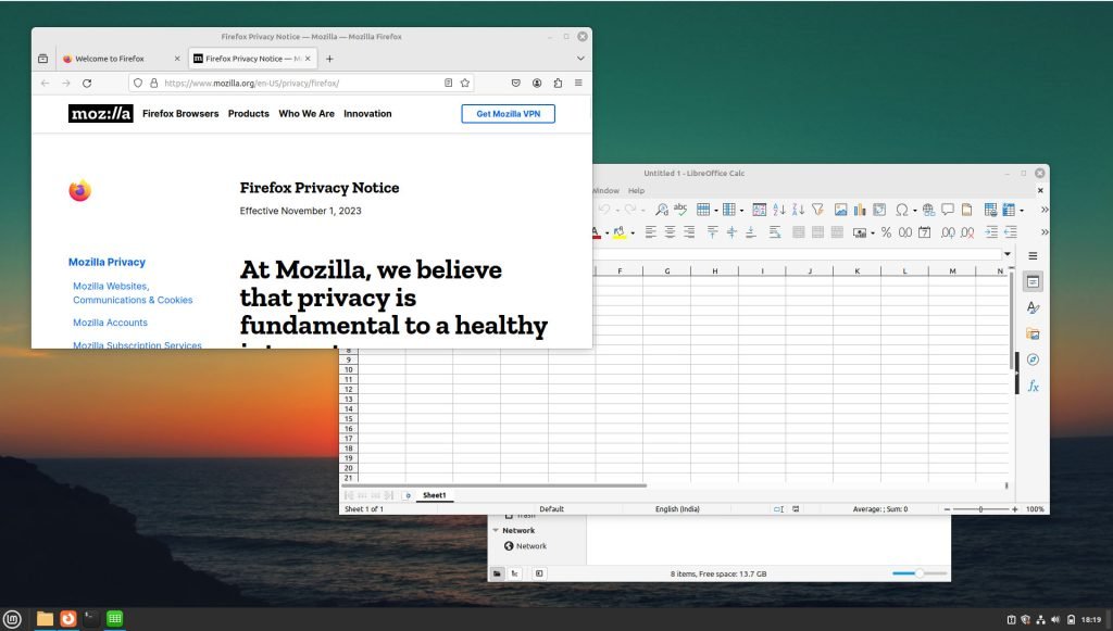 Firefox 121 and LibreOffice 7.3 in Linux Mint 21.3